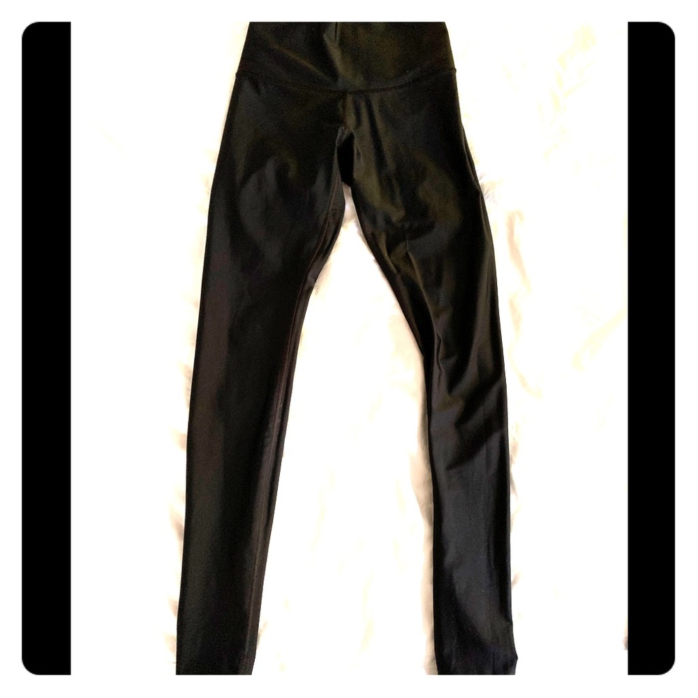 EUC Lululemon wunder under high rise leggings sz 4